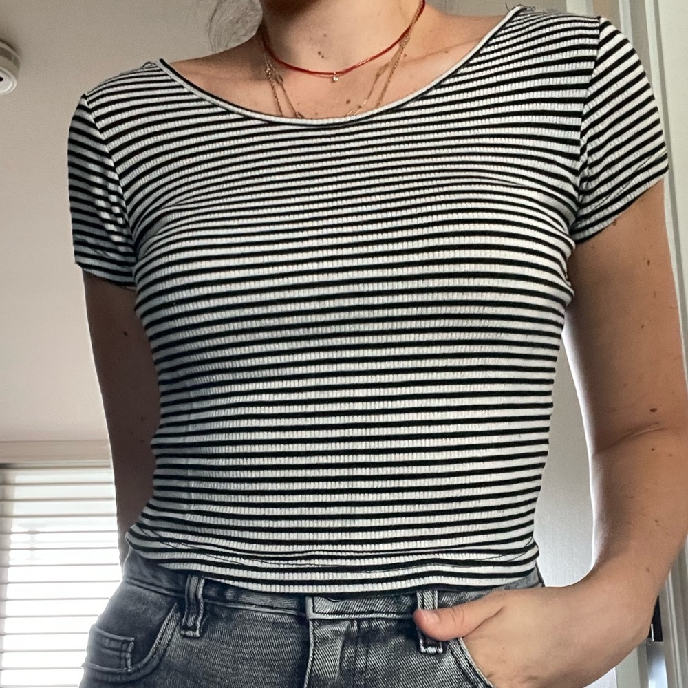 BRANDY MELVILLE stripe top